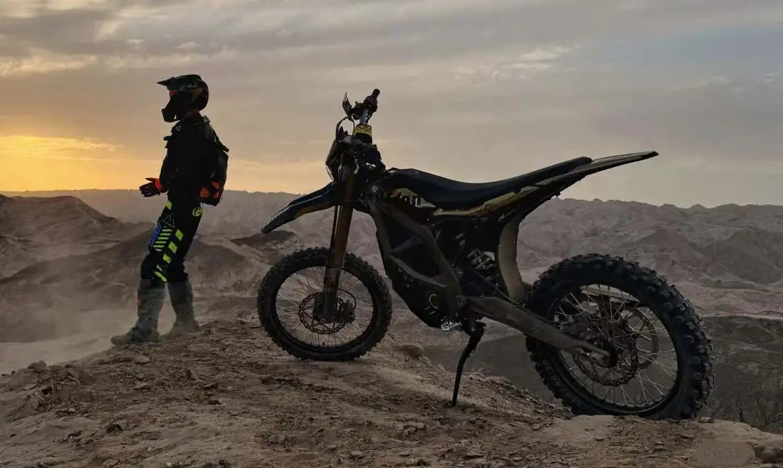 SURRON Ultra Bee 21kW 74V 60Ah – High-Performance Electric Dirt Bike